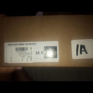 Christian Louboutin Size 38.5 fits 7.5 size